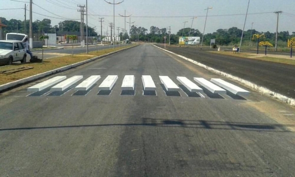 Faixas foram pintadas nas principais vias da cidade (Foto: Presto Vintetreis/ Arquivo pessoal)