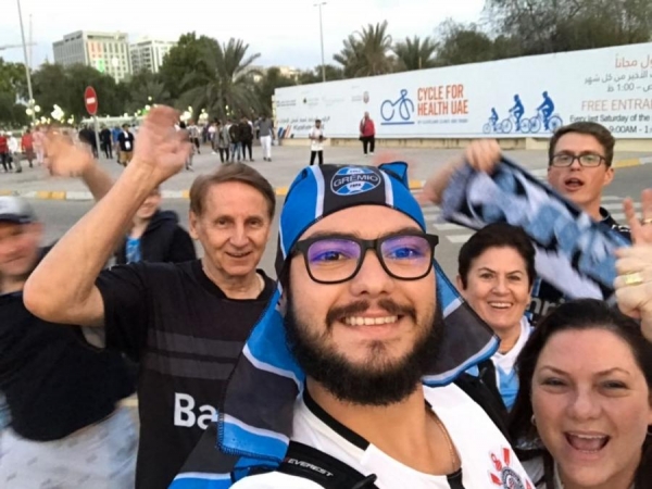 Rondonenses chegando ao estádio