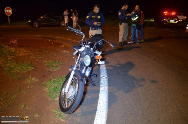O dois jovens ocupantes da moto foram encaminhados ao UPA. (Foto: Radar B.O.)