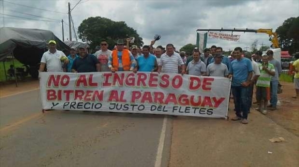 O protesto já se arrasta ha uma semana. (Foto: Catve)