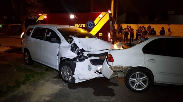 Aparentando estar embriagado ele se negava a pagar a garota. (Foto: Massa News)