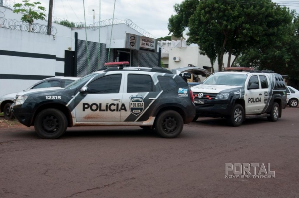 Após horas de fronte a delegacia os presos retornaram para a cadeia de Assis. (Foto:Luana Gomes - Palotina Press)