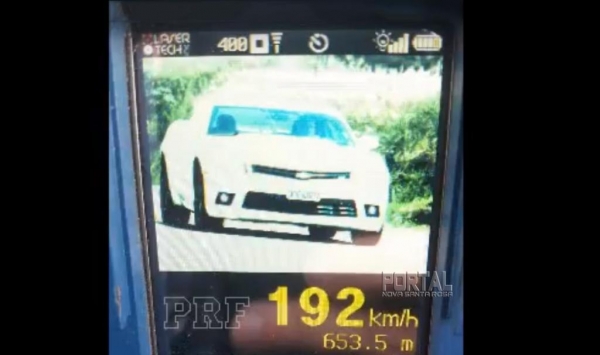O veículo estava na BR 163. (Foto: PRF)
