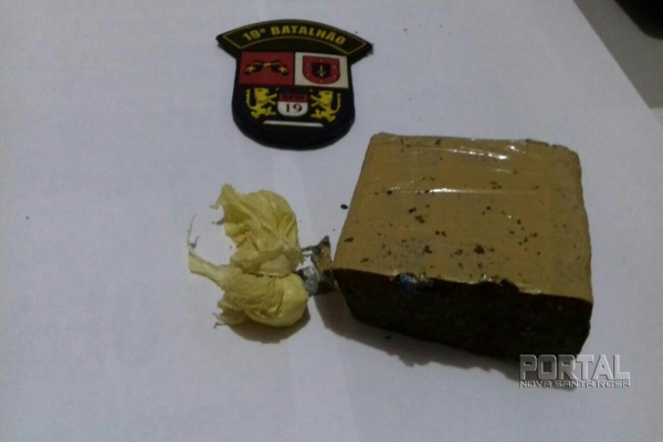 Maconha e cocaína foram detidas. (Foto:PM)