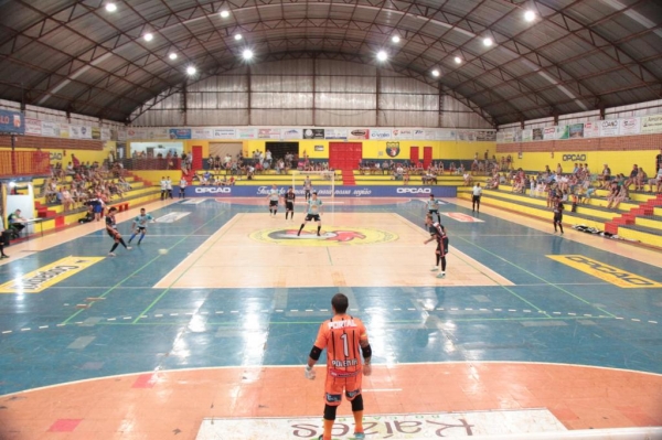 Um bom público prestigiou a rodada. (Foto: Portal Nova Santa Rosa)