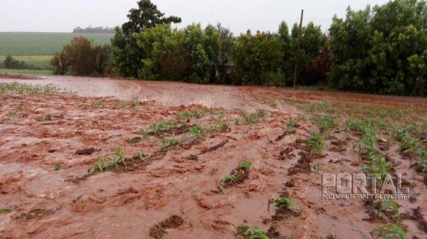 Um grande volume de água foi registrado. (Foto: Portal Nova Santa Rosa)