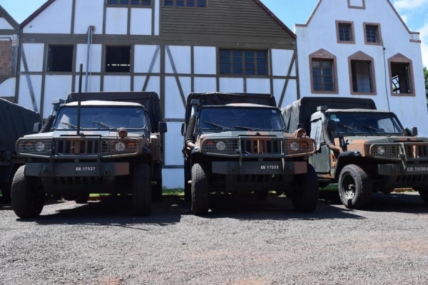 A estrutura da base foi montada no Centro de Eventos (Foto: Jonas Kempp/AquiAgora.net )