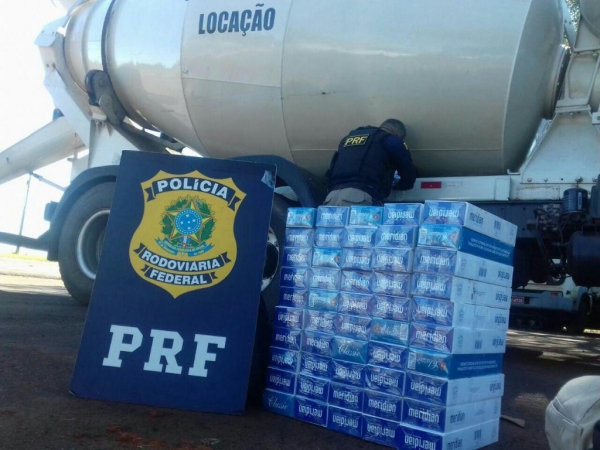 O destino da carga seria Cascavel. (Foto: PRF)