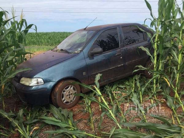 O veículo deve ser recolhido ainda hoje. (Foto: Portal Nova Santa Rosa)