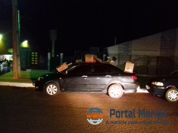 O veículo chamou a atenção de populares. (Foto: Colaborador)