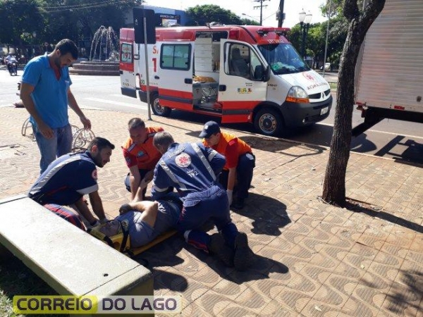 O homem foi socorrido com suspeita de fratura no antebraço esquerdo. (Foto: Correio do Lago)