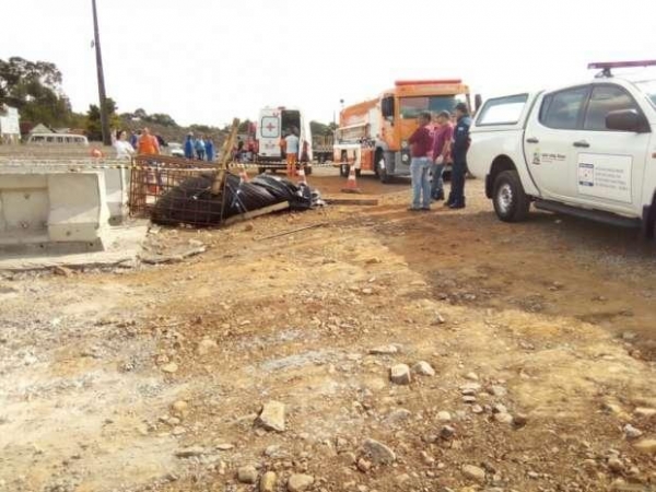 A Defesa Civil e o Corpo de Bombeiros foi chamada. (Foto: FM Interativa)