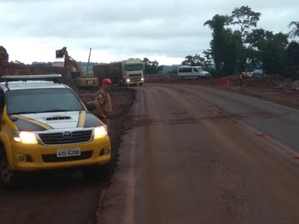 O trecho está em obras. (Foto: PRE)
