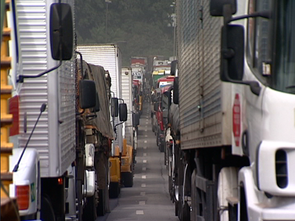 Greve dos caminhoneiros no Espírito Santo (Foto: Aroni de Freitas/ TV Gazeta)