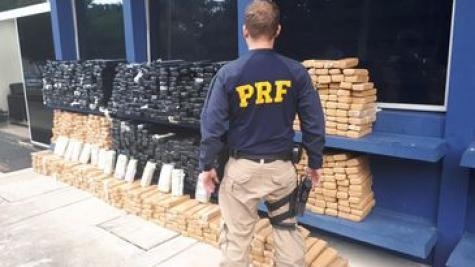 A carga, escondida em cubas de refrigerador. (Foto: PRF)