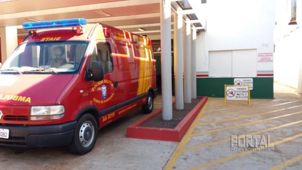 O motociclista foi socorrido e levado ao 24 horas. (Foto: Marechal News)