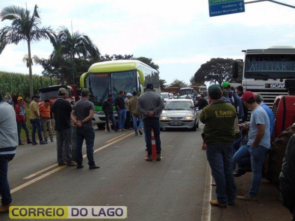 Informações dão conta de que em alguns pontos nem carros de passeio estão passando. (Foto Correio do Lago)