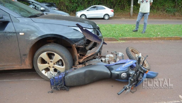 O motociclista foi levado ao UPA. (Fotos: Bogoni)