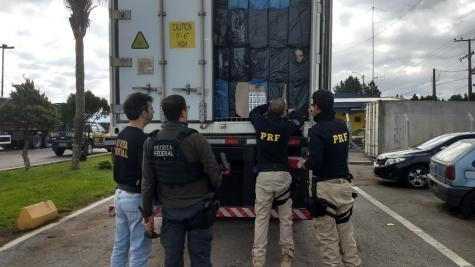 Com 27 anos de idade, o homem teria permanecido preso durante apenas cinco dias. (Foto: PRF)