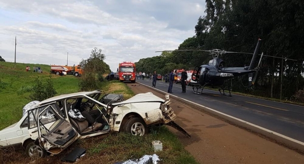 A batida foi na tarde deste sábado (7), na PR-280 (Foto: SAER-SC/Divulgação)