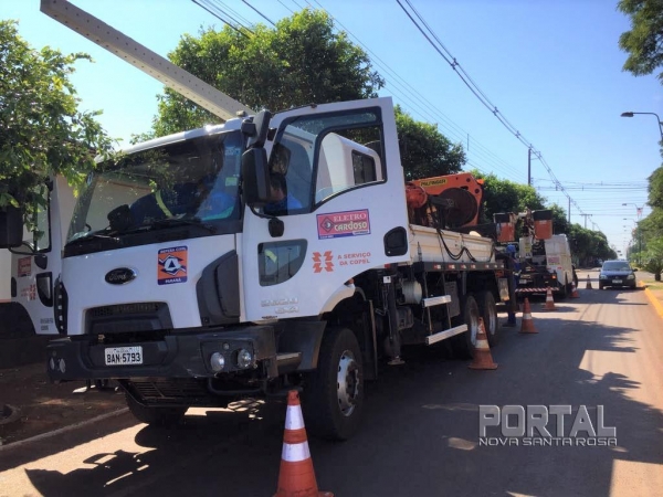 Um poste e um transformador serão substituídos. (Fotos: Portal Nova Santa Rosa)