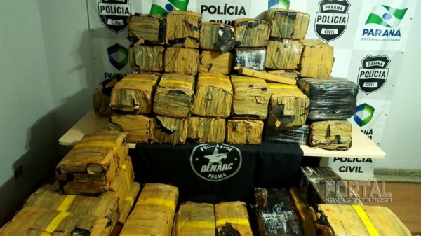 A droga estava escondida em um caminhão. (Fotos: Denarc/Marechal News)