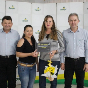  Adriana Aparecida Becker Kunz . (Foto: Carina Ribeiro/Copagril)