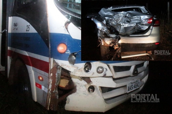 O Ford teve a parte traseira danificada. (Fotos: Portal Nova Santa Rosa)