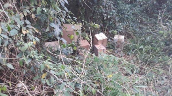 Os produtos estavam em uma mata na Linha Machado de Assis. (Foto: Polícia Militar)