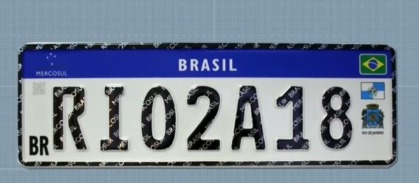 Placas do Mercosul no Rio de Janeiro — Foto: Reprodução/TV Globo