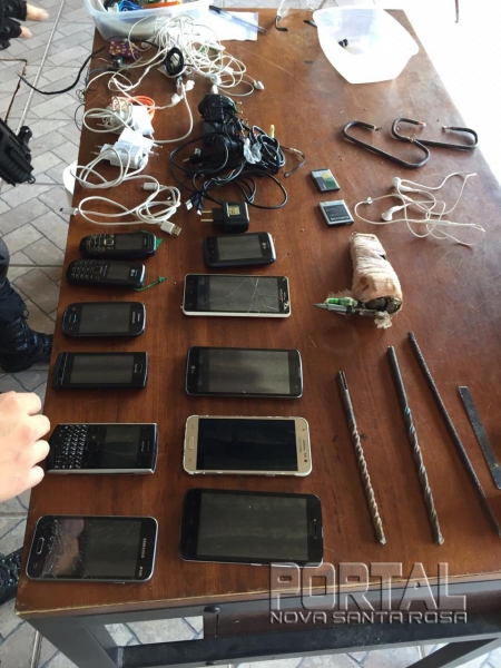 11 aparelhos celulares foram encontrados. (Foto: Portal Palotina)