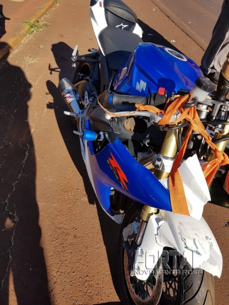 O motociclista sofreu queda e teve ferimentos leves e foi encaminhado para a UPA de Toledo para avaliação médica.(Foto: PRE)