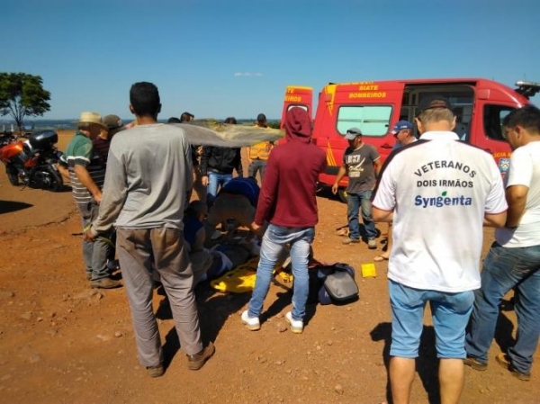 O caso aconteceu ontem na BR-163 quando a vítima iria tirar satisfação com o outro caminhoneiro. (Foto: Rede Social)