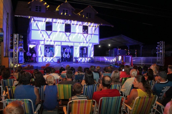 A cantata será realizada na Biblioteca Pública Municipal Arnaldo Busato, a partir das 20h30.(Foto: Assessoria)