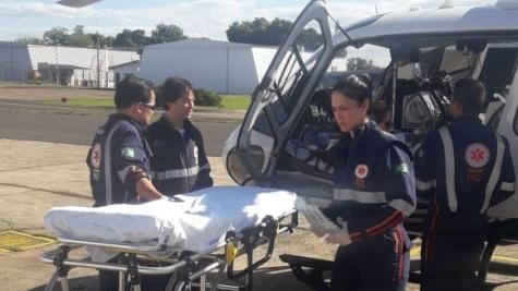 O homem recebeu atendimento e foi levado ao Hospital Municipal.(Foto: Sertanópolis News)