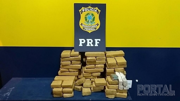 59,4 kg de maconha foram apreendidos. (Foto: PRF)