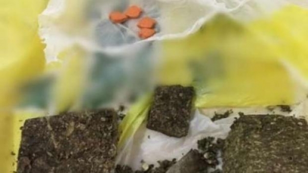 Na casa, foram localizados 138 gramas de maconha e quatro comprimidos de ecstasy. (Foto: Cristine Kempp/AquiAgora.net )