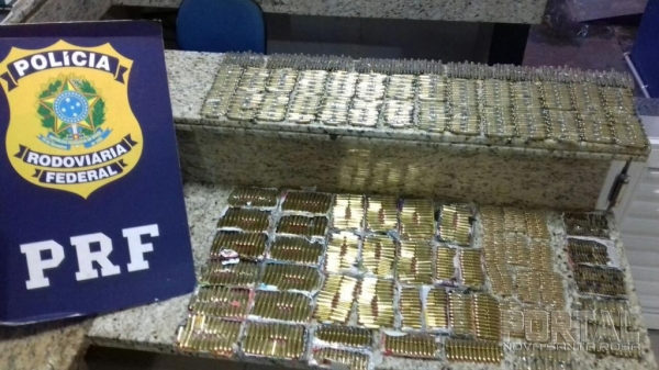 As munições seriam entregues em Florianópolis. (Foto: PRF)