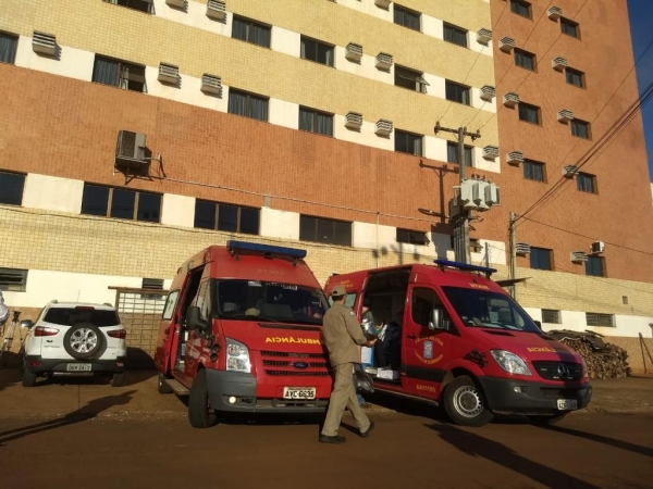 Elevador cai do 10º andar de hotel de Londrina — Foto: Eduardo Lhamas/RPC