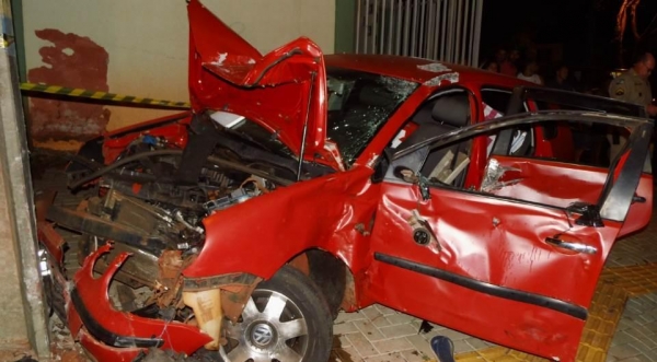 A colisão foi registrada no cruzamento das Ruas Airton Moreira com Mario Filho.(Foto: Tarobá News)