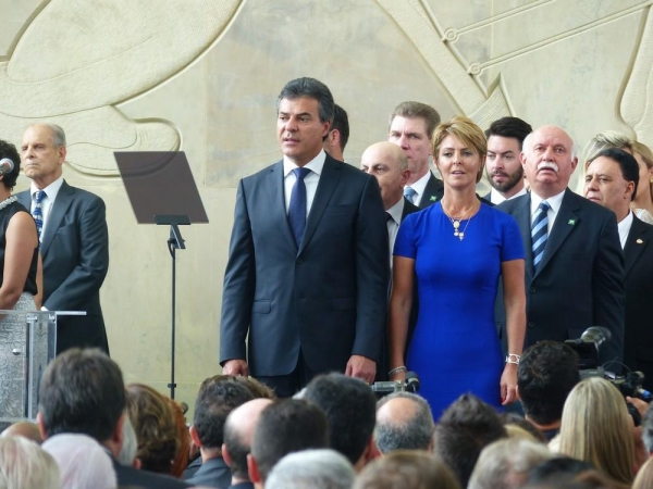 Justiça aceita denúncia e torna família Richa ré por lavagem de dinheiro — Foto: Daiane Baú/G1