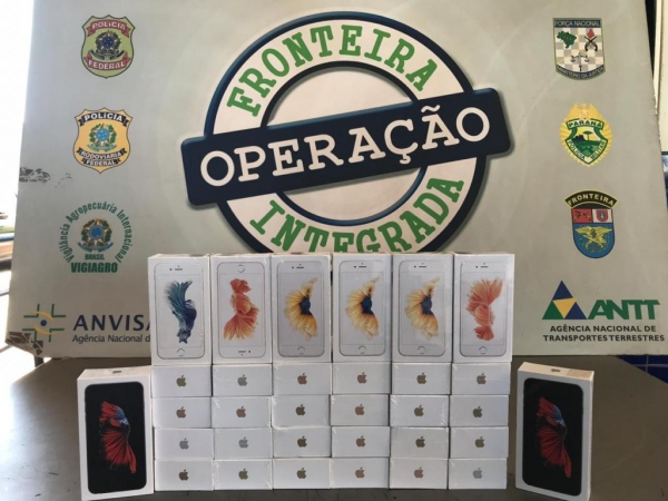 Celulares apreendidos. (Foto: BPFron)