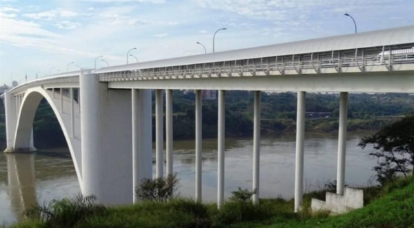 Ponte da Amizade em Foz do Iguaçu. (Foto: Reprodução)