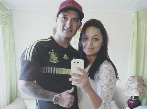 Emerson e Daniela, ainda juntos, em uma foto na rede social Facebook. Foto: Reprodução