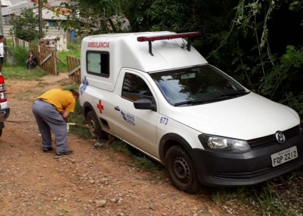 Ambulância estava a quatro quilômetros do Hospital Municipal — Foto: Guarda Municipal/Divulgação