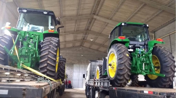 Os suspeitos confessaram que a carga e o caminhão estavam dentro do barracão. (Foto: Reprodução)