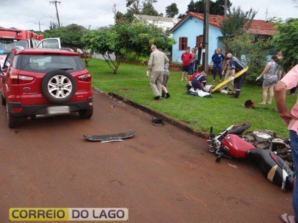  O casal recebeu os primeiros socorros e foram encaminhados ao PAM. (Fotos: Correio do Lago)