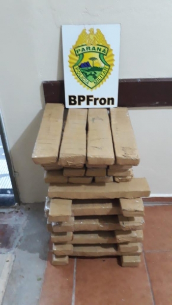 A droga pesou 49 Kg. (Foto: BPFron)