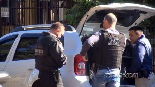  A operação contou com a ajuda da Batalhão de Polícia de Fronteira e iniciou por volta das 7 horas. (Foto: Catve)