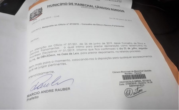 Ofício em que o prefeito Marcio Rauber confirma o depoimento no Conselho de Ética da Câmara (Foto: Cristiano Viteck )